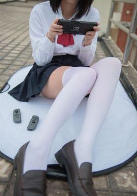 出差强睡年轻女老板1