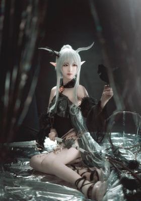 中指戴戒指是什么意思呢